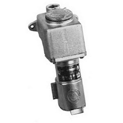 APPLETON CESD3034 RECEPTACLE 3W 4P 30A CES
