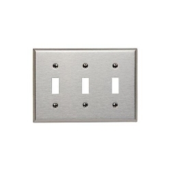 LEV 84011 3 GANG 430 SS TOGGLE STANDARD WP