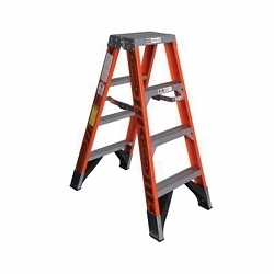 WERNER T7404 4-FT FG TWIN STEP LDR IAA