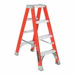 LOUISVILLE FM1504 4-FT . FG TWIN STEPLADDER TYP