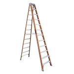 LOUISVILLE FS1512 12-FT . FG STEPLADDER TYPE IA